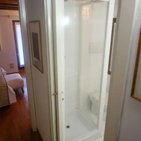 Ponte Degli Angeli Apartmán *